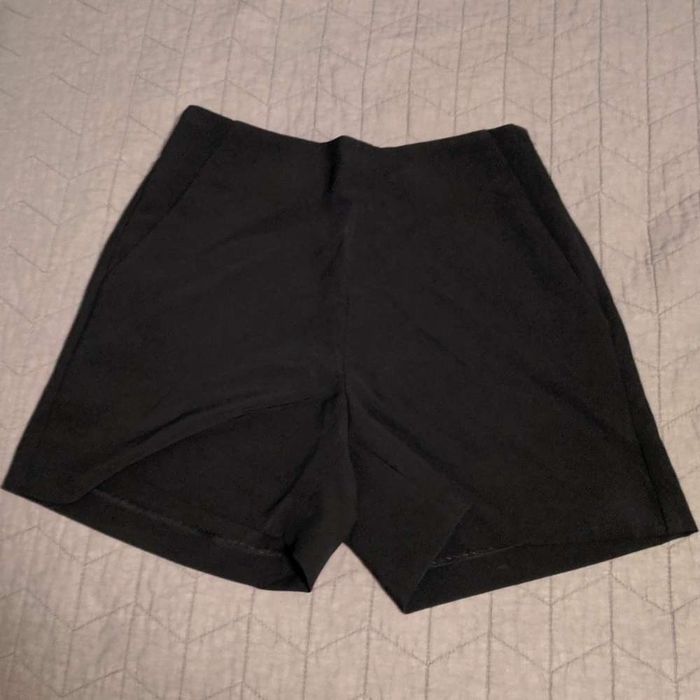 NWT!! Black high waisted shorts Ann Taylor size 0